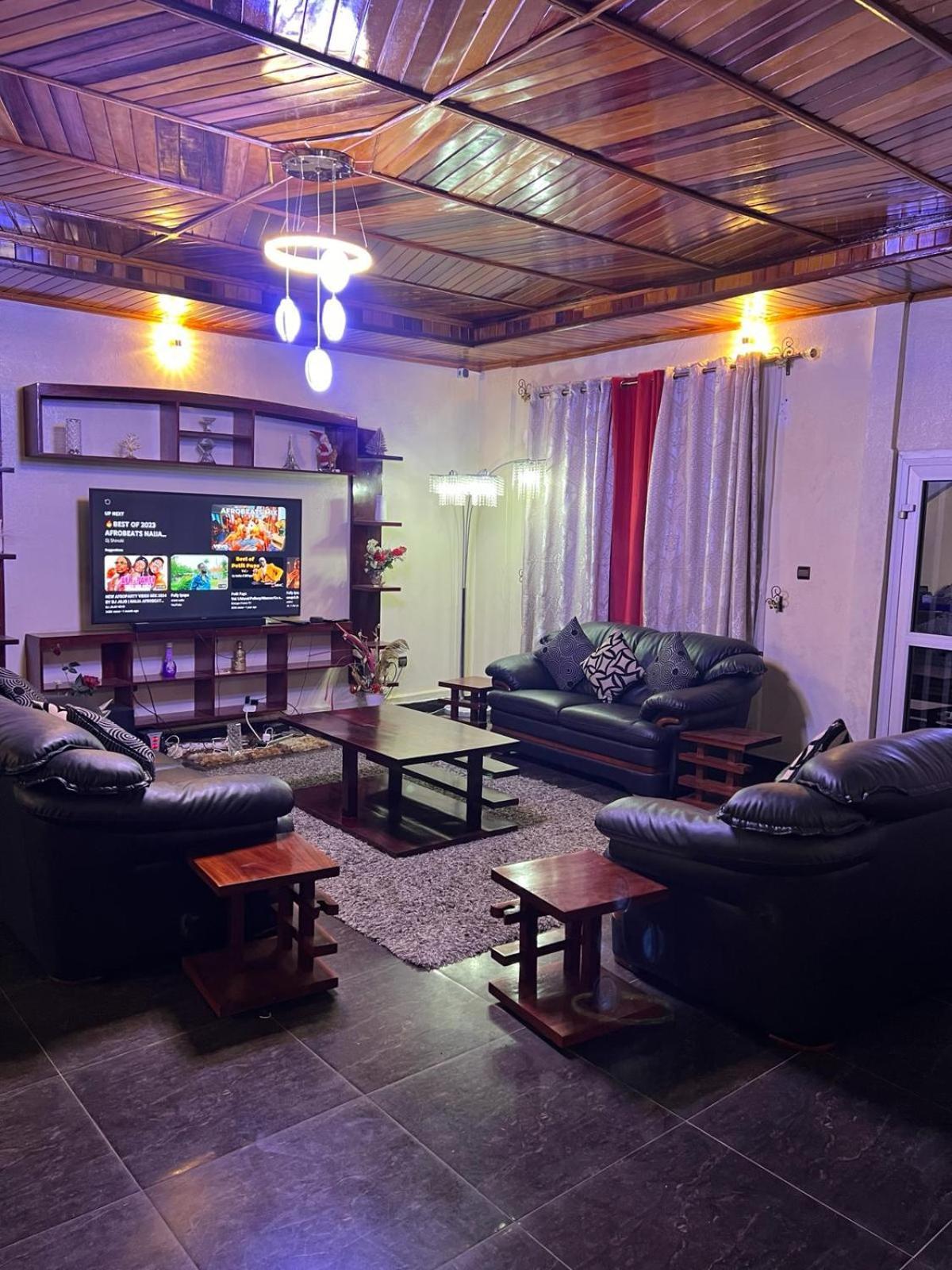 Apex Guest Facility Buea Exterior foto