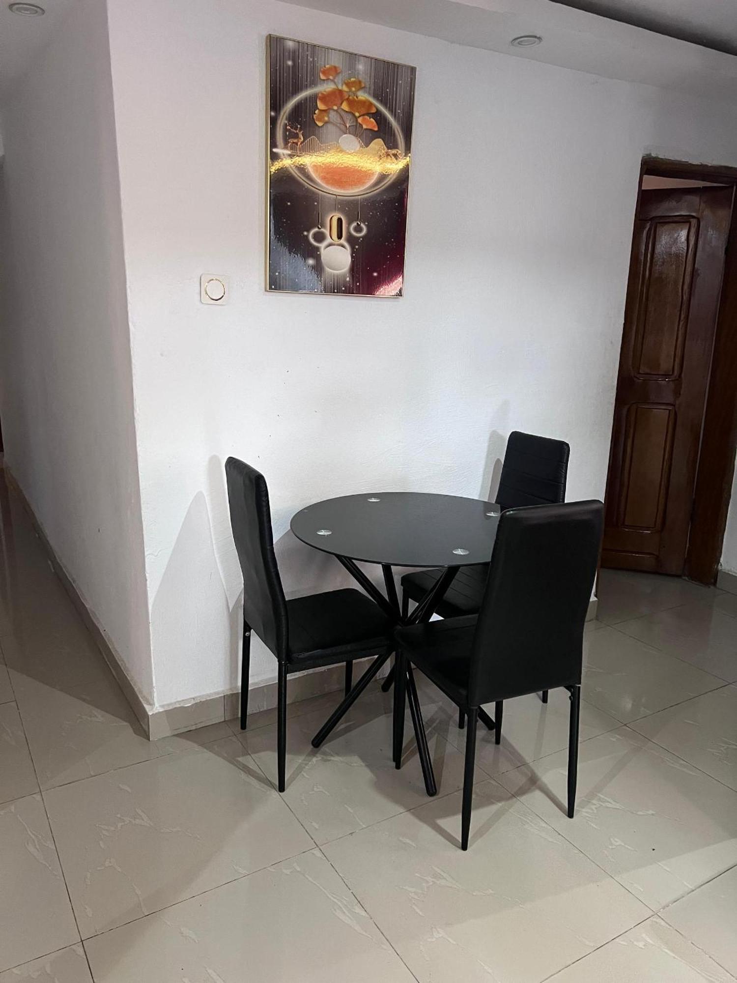 Apex Guest Facility Buea Exterior foto